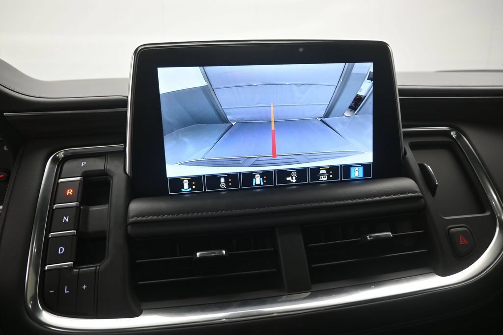 Used 2021 Chevrolet Tahoe LT w/ LT Signature Package RWD image 3