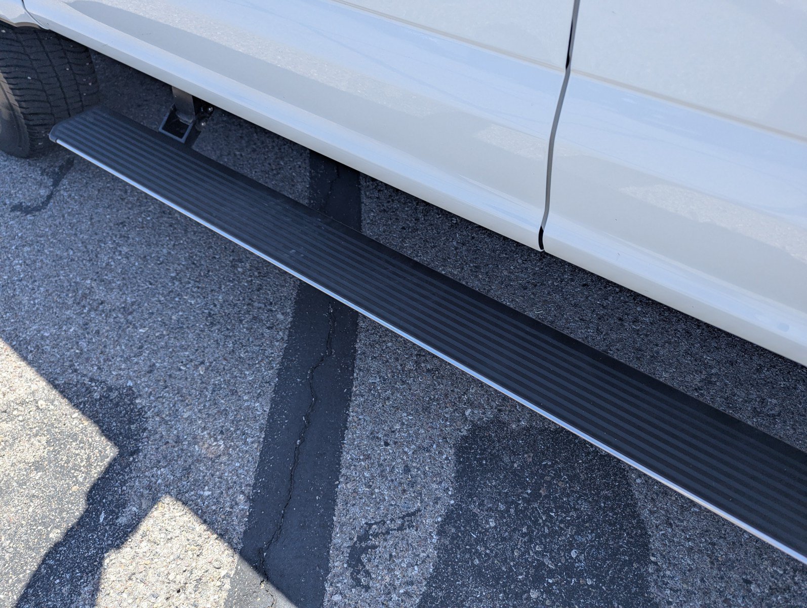 Certified 2022 Ford F350 Platinum AWD/4WD image 10