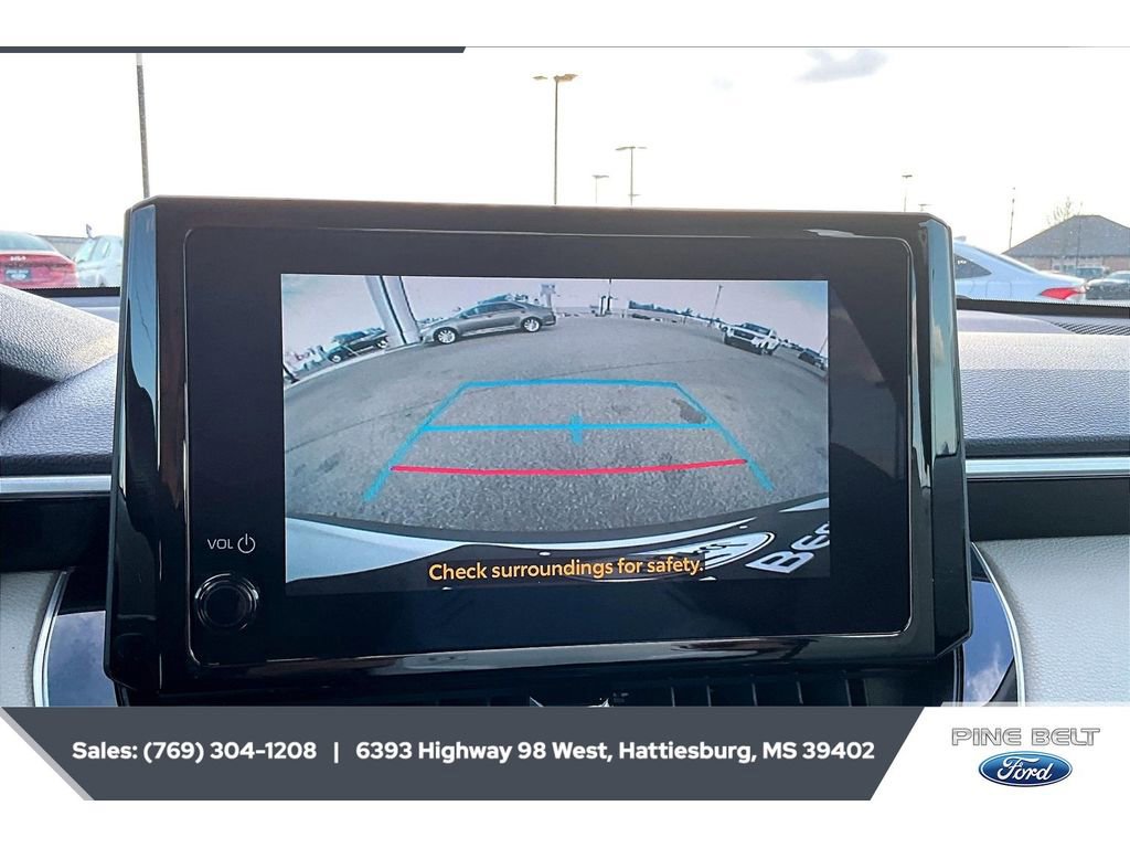 Used 2023 Toyota Corolla Cross L image 15