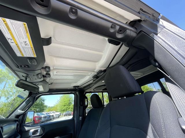 Used 2021 Jeep Gladiator Sport AWD/4WD image 22