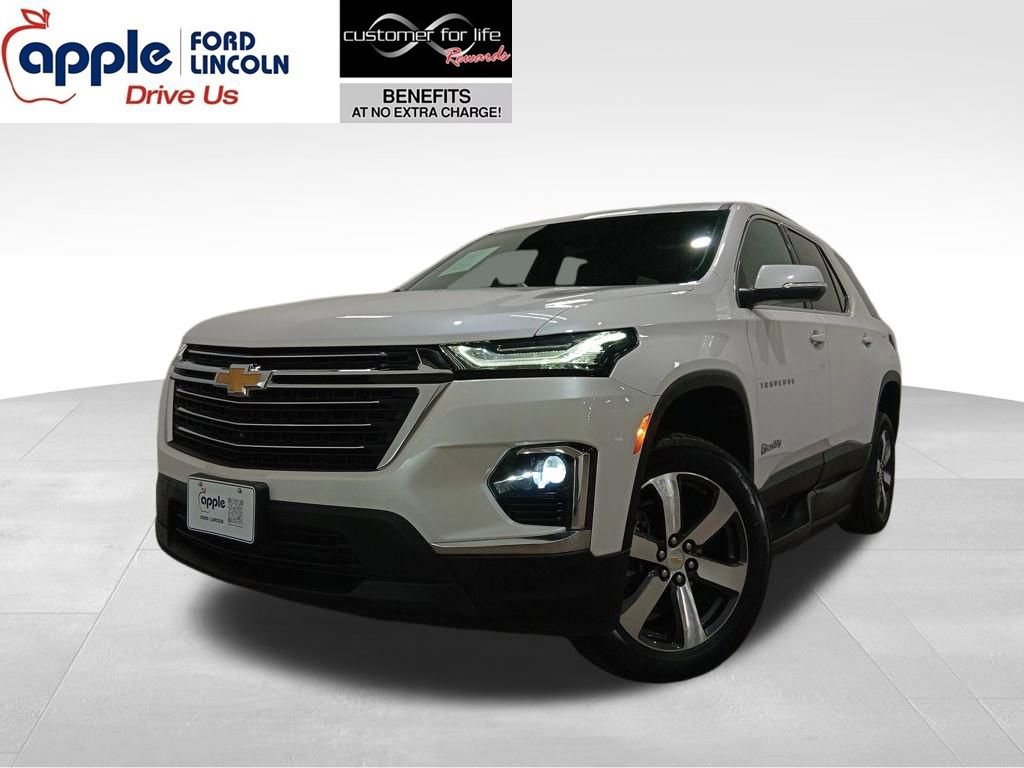 Used 2022 Chevrolet Traverse LT w/ LT Premium Package image 8