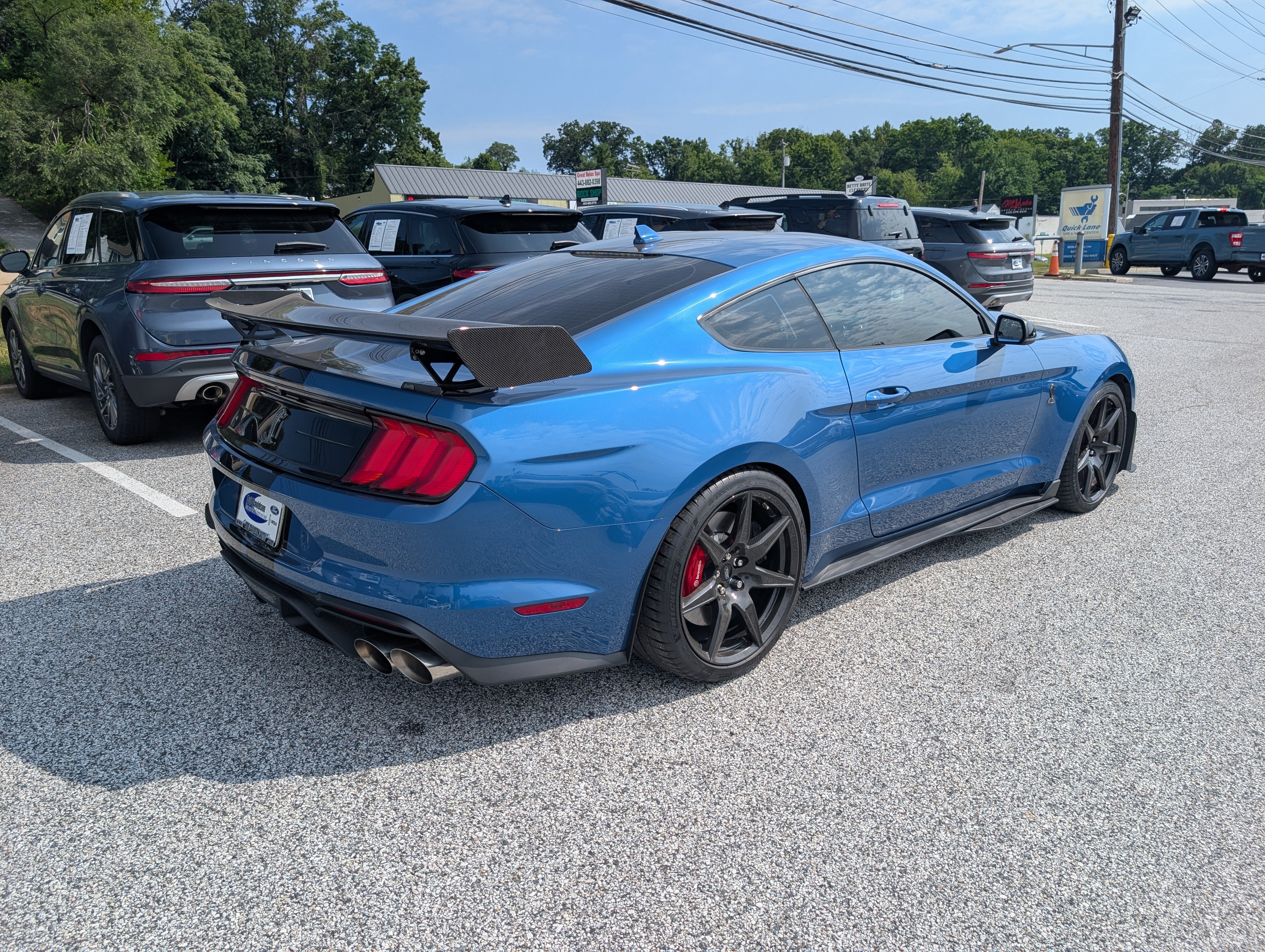 Certified 2020 Ford Mustang Shelby GT500 w/ Carbon Fiber Track Pack RWD image 7