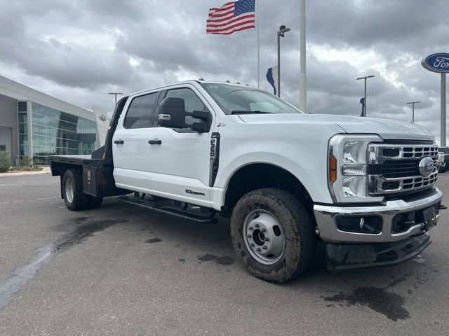 Certified 2025 Ford F350 XLT image 2