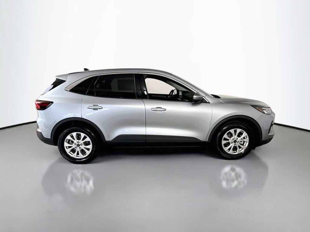 Certified 2023 Ford Escape Active w/ Tech Pack #2 FWD image 8