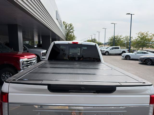 Certified 2017 Ford F350 Platinum w/ Platinum Ultimate Package AWD/4WD image 22