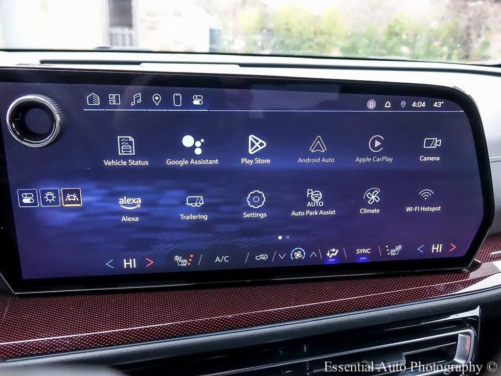 Used 2025 Chevrolet Traverse Z71 w/ Enhanced Driving Package AWD/4WD image 15