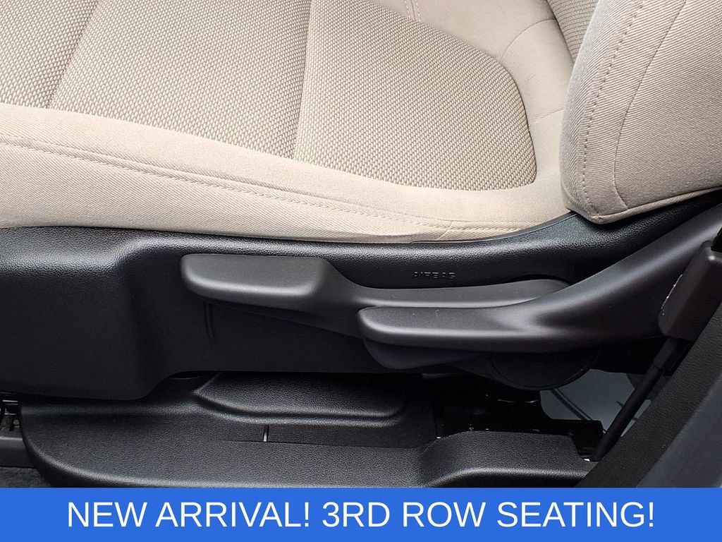 Used 2022 Chevrolet Traverse LS AWD/4WD image 4