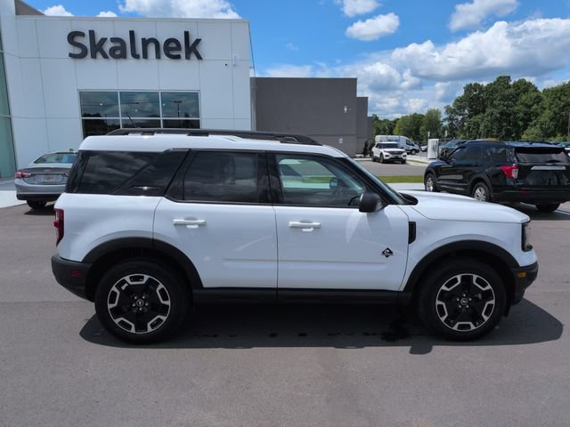 Certified 2023 Ford Bronco Sport Outer Banks AWD/4WD image 8