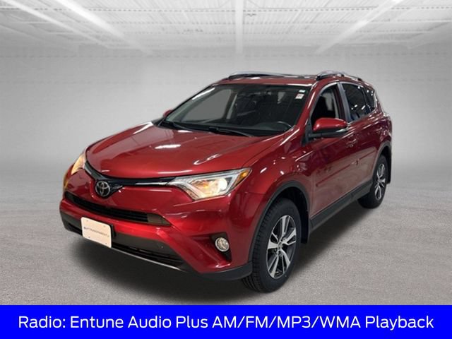 Used 2017 Toyota RAV4 XLE AWD/4WD image 4