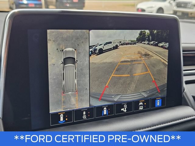 Used 2022 Chevrolet Tahoe Z71 w/ Luxury Package AWD/4WD image 28