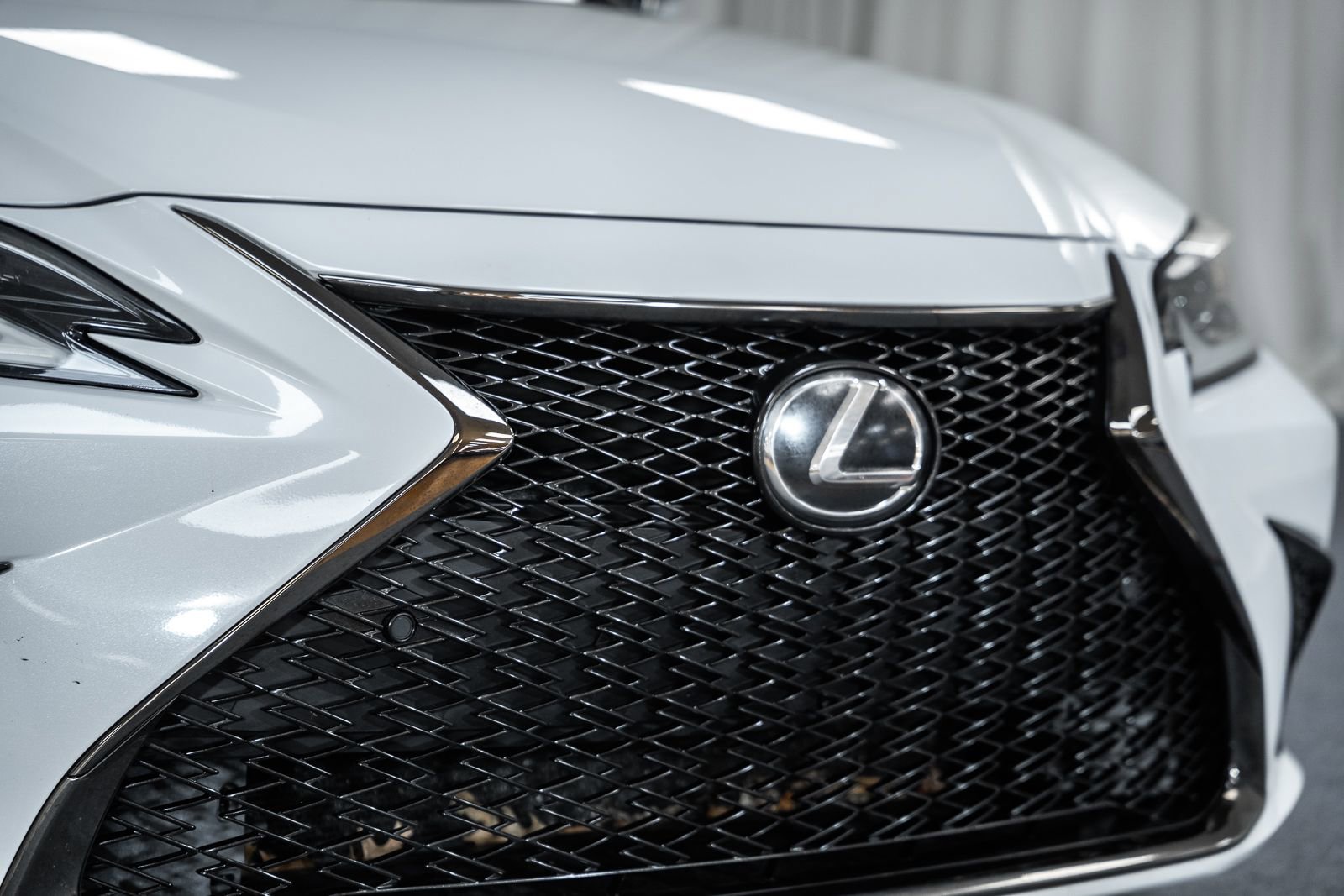 Used 2021 Lexus ES 350 F Sport w/ Accessory Package FWD image 13