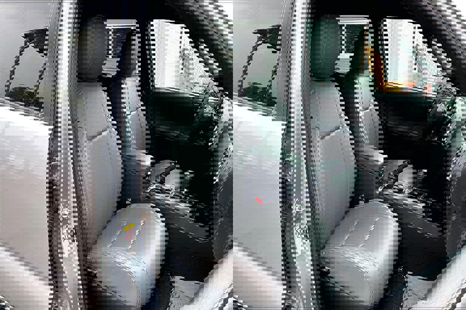 Used 2018 Toyota Tacoma TRD Off-Road image 12