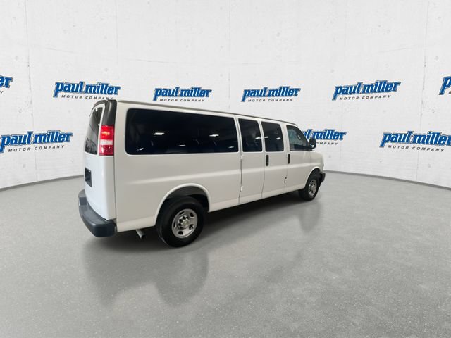 Used 2025 Chevrolet Express 3500 LS RWD image 11