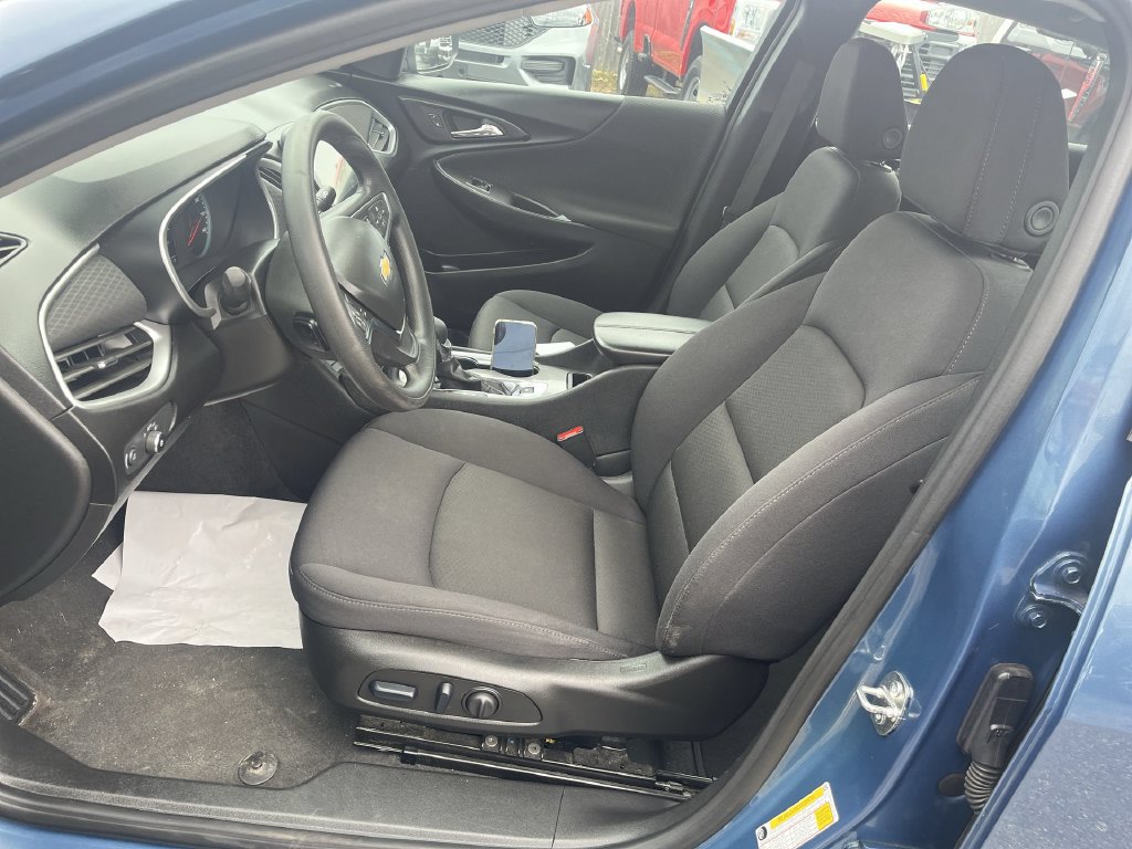 Used 2024 Chevrolet Malibu LT FWD image 6