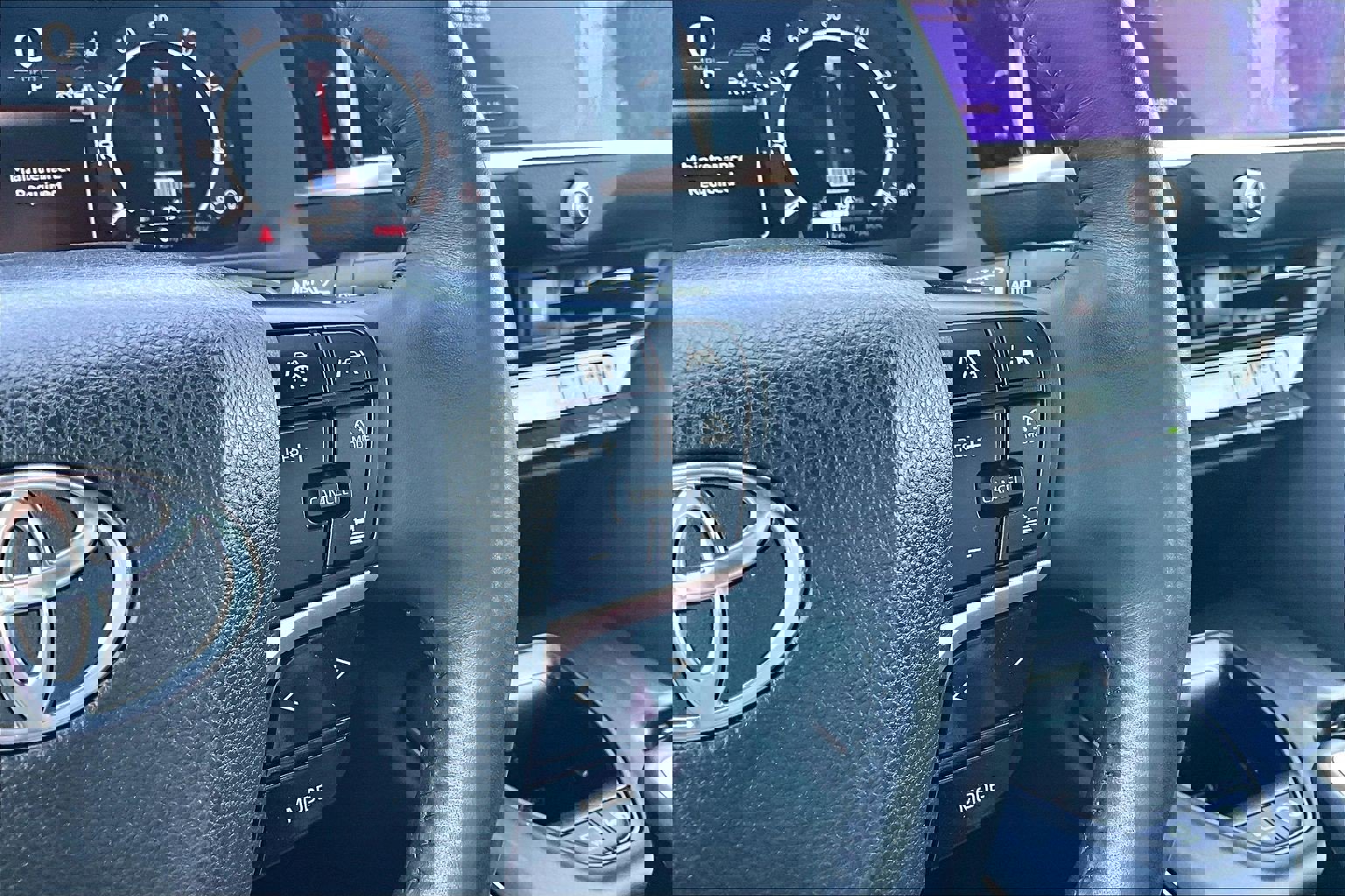 Used 2023 Toyota Crown Platinum image 19