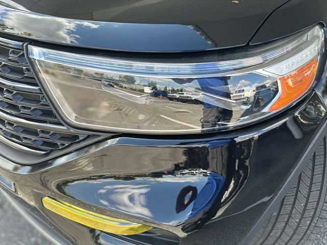 Certified 2023 Ford Explorer XLT w/ Equipment Group 202A RWD image 9