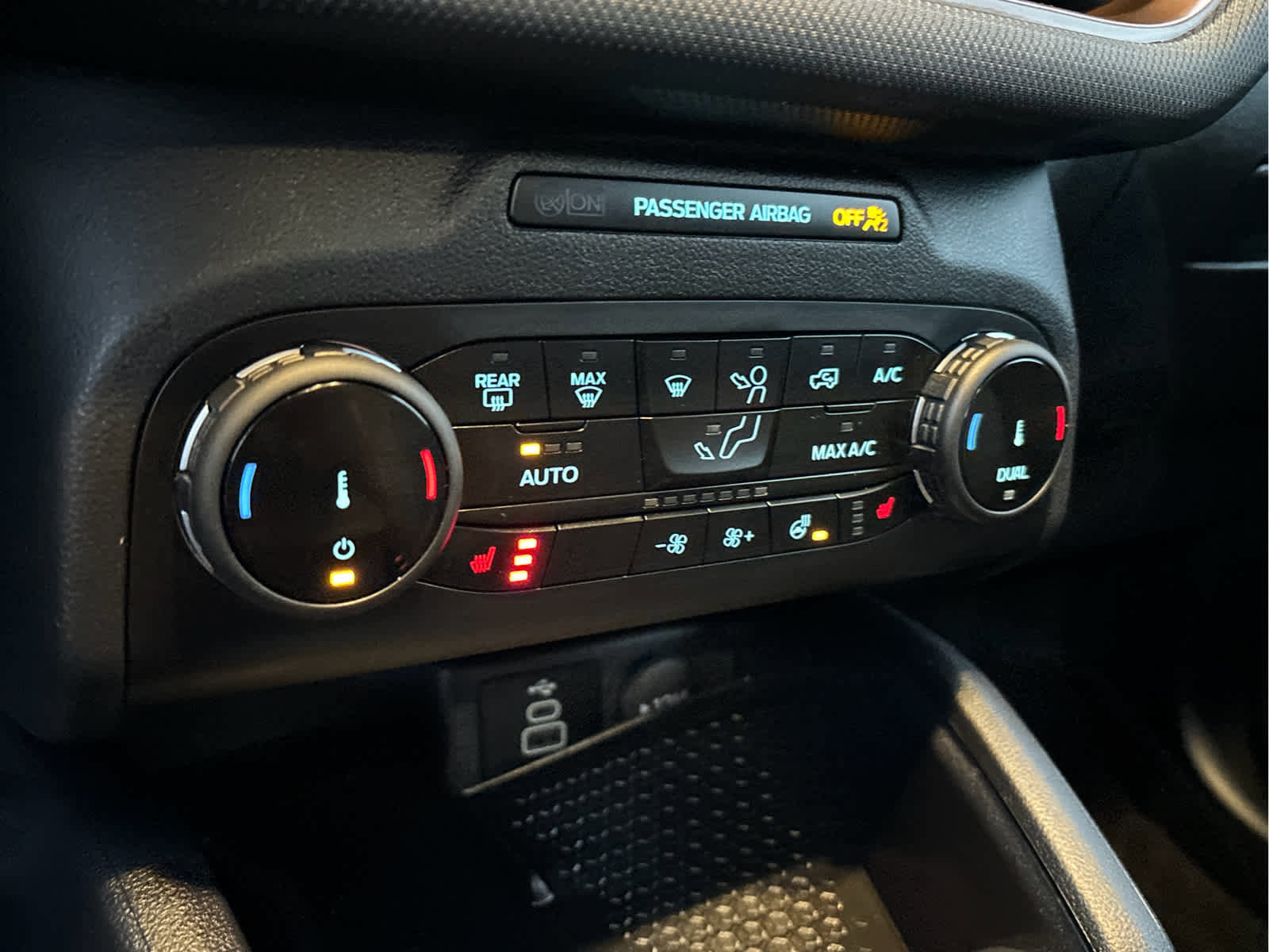 Certified 2024 Ford Bronco Sport Outer Banks w/ Tech Package image 23