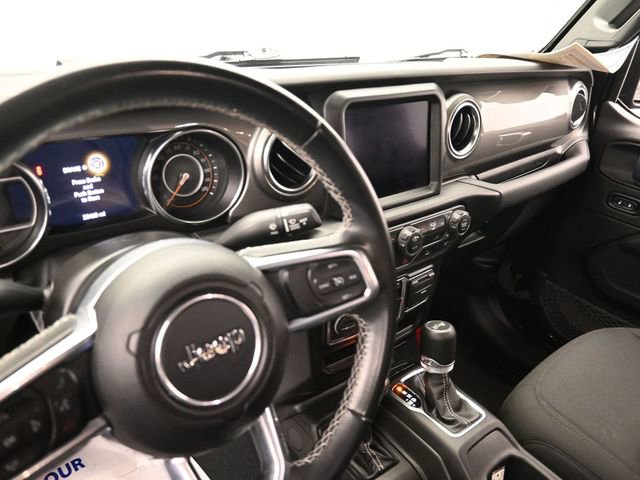 Used 2022 Jeep Wrangler Unlimited Sahara image 24