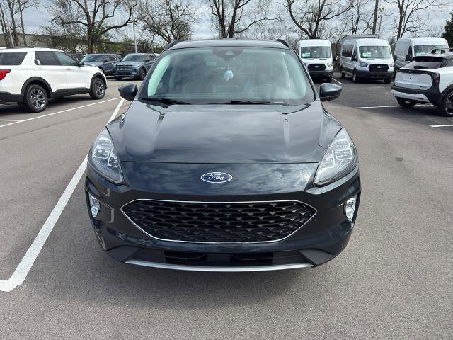 Certified 2022 Ford Escape Titanium w/ Class II Trailer Tow Package image 8