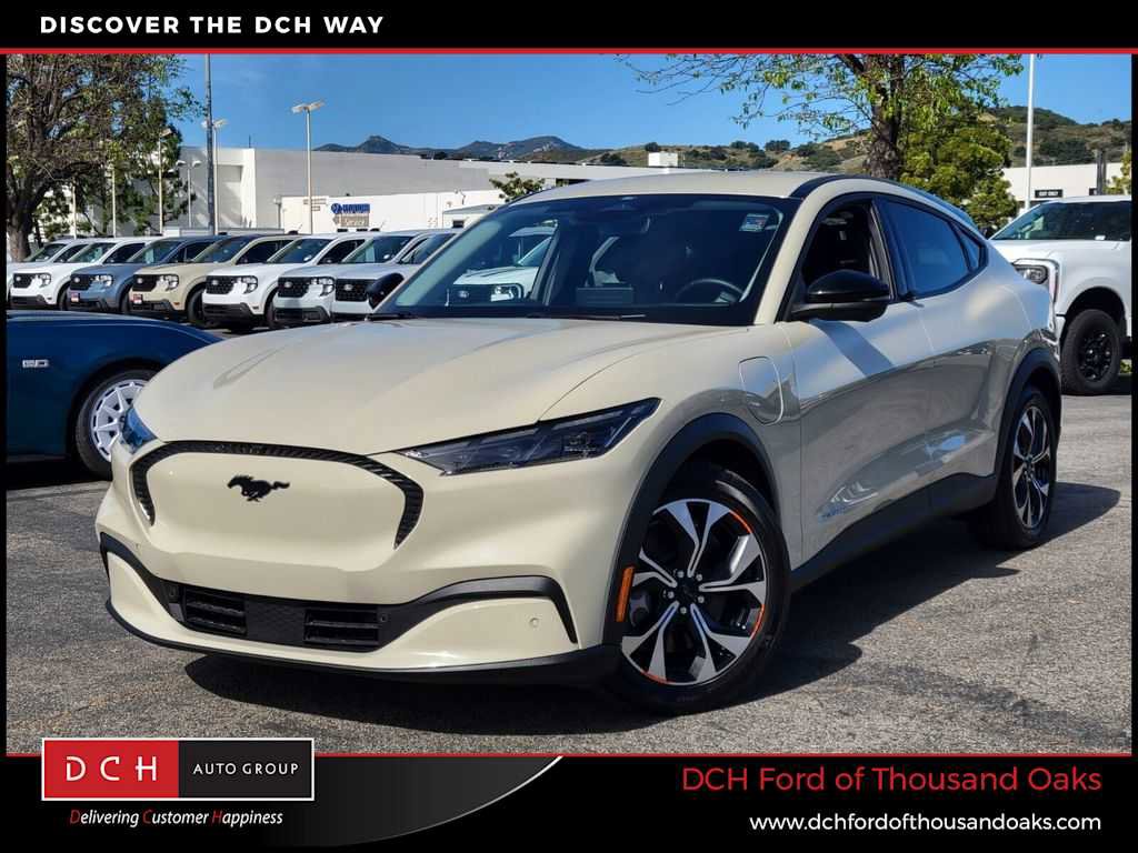 Certified 2025 Ford Mustang Mach-E Select w/ Comfort Package Lite RWD image 1