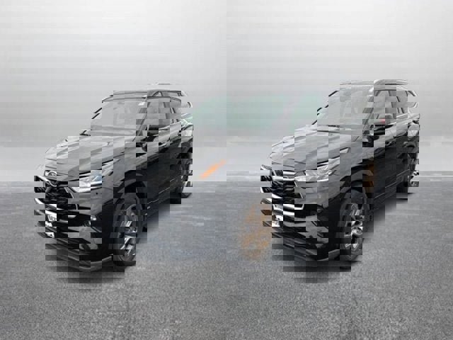 Used 2023 Toyota Highlander Bronze Edition image 1