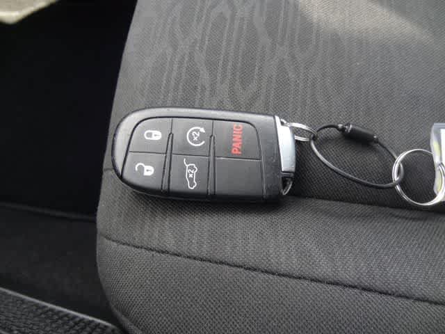 Used 2025 Dodge Durango GT RWD image 43