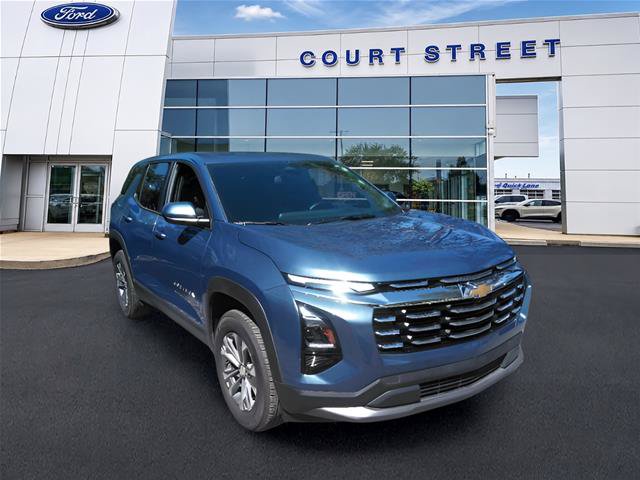 Used 2026 Chevrolet Equinox LT w/ Convenience Package II AWD/4WD image 2