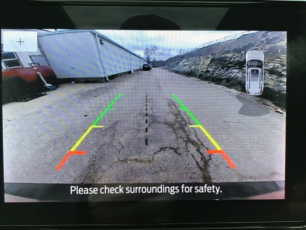 Certified 2022 Ford Explorer XLT w/ Equipment Group 202A image 24