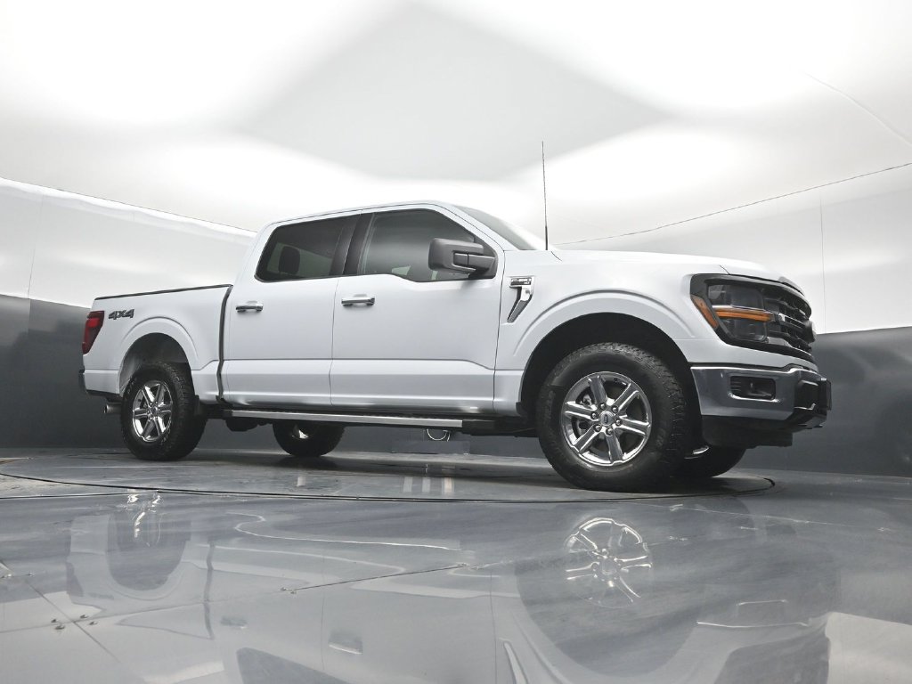 Certified 2025 Ford F150 XLT w/ Equipment Group 301A Standard AWD/4WD image 3