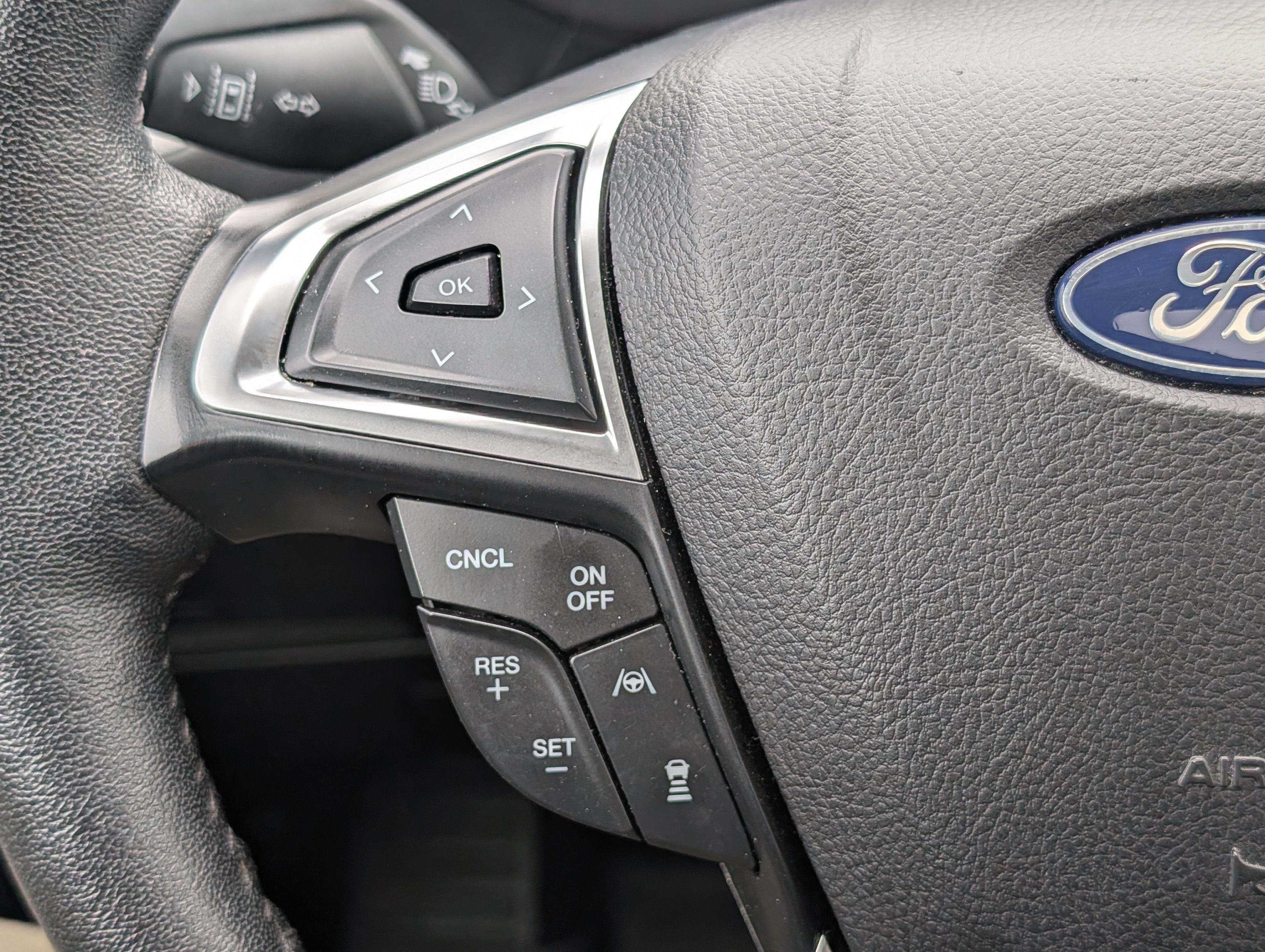 Certified 2022 Ford Edge SEL w/ Convenience Package image 25