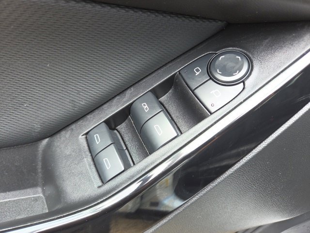 Used 2025 Chevrolet Equinox LT w/ Convenience Package II FWD image 31