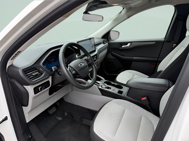 Certified 2023 Ford Escape Active w/ Tech Pack #2 AWD/4WD image 4