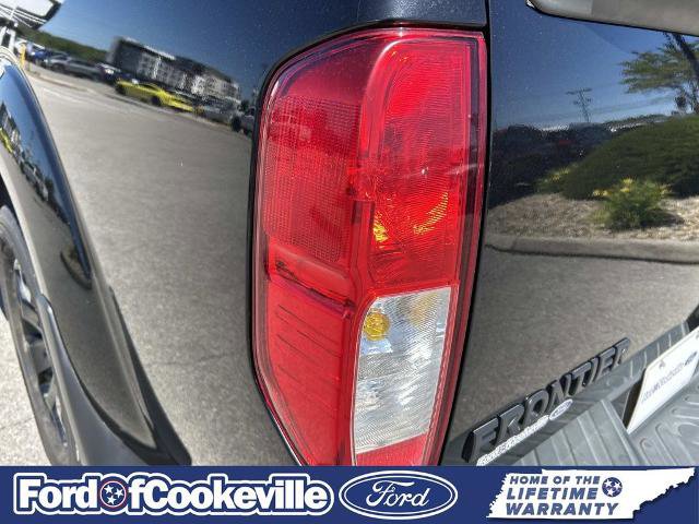 Used 2018 Nissan Frontier SV w/ Value Truck Package AWD/4WD image 10