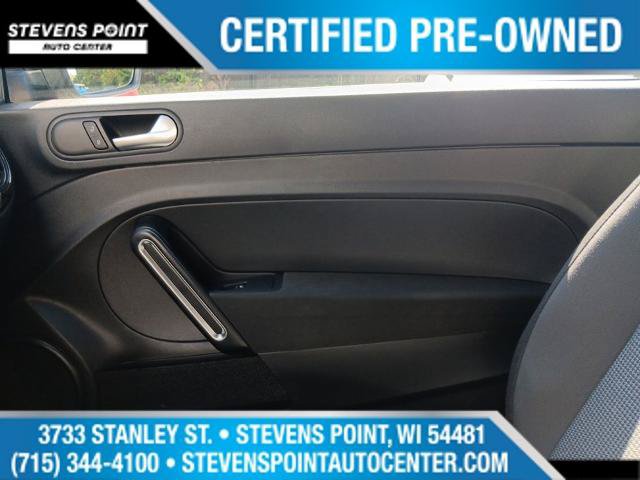 Used 2019 Volkswagen Beetle 2.0T S FWD image 33