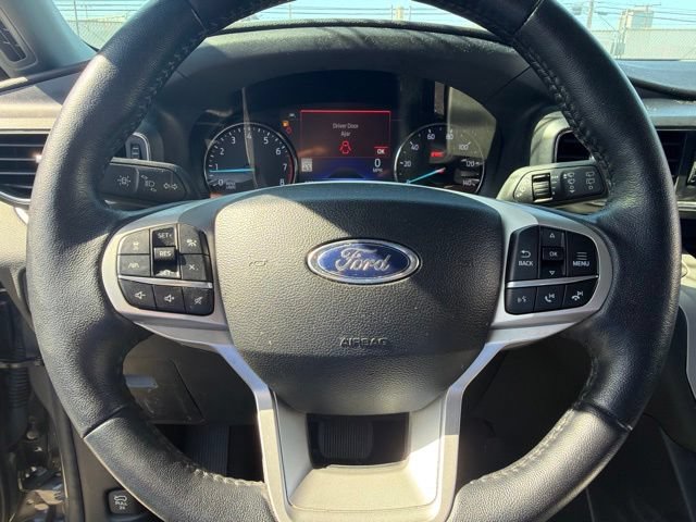 Certified 2023 Ford Explorer XLT w/ Equipment Group 202A RWD image 18