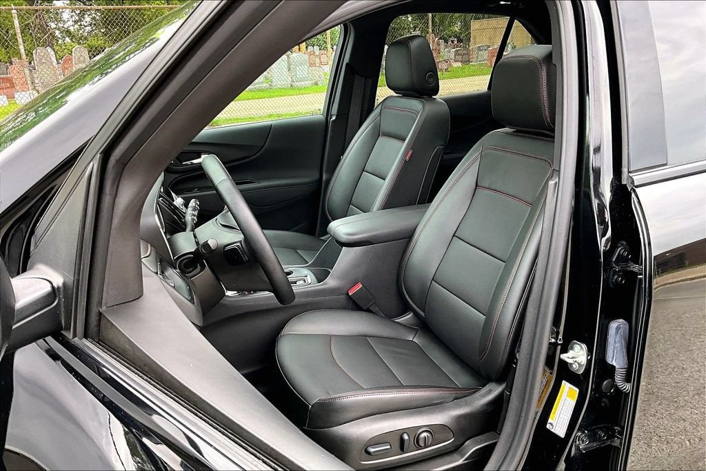 Used 2024 Chevrolet Equinox RS w/ RS Leather Package AWD/4WD image 24