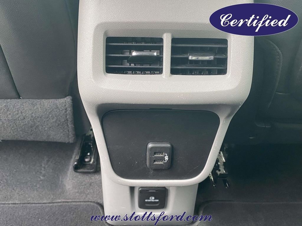 Used 2023 GMC Terrain SLT w/ Tech Package image 11