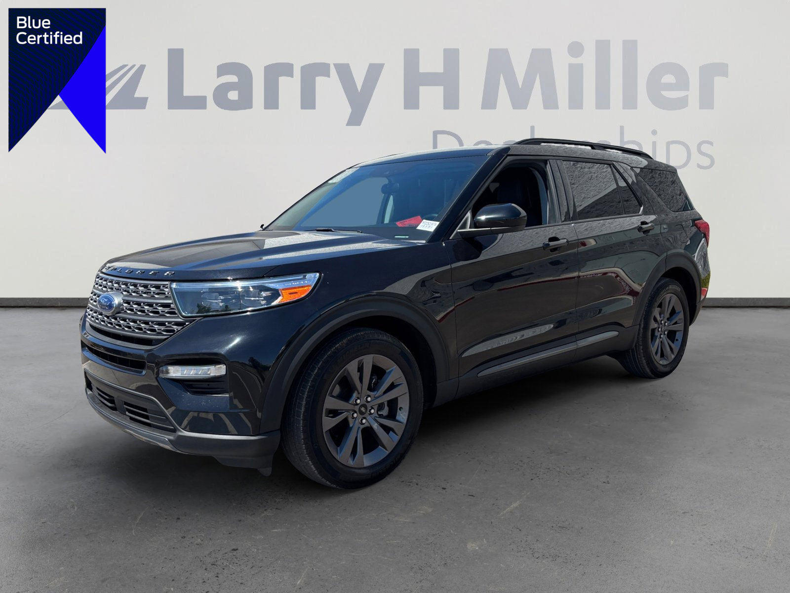 Certified 2023 Ford Explorer XLT w/ Equipment Group 202A