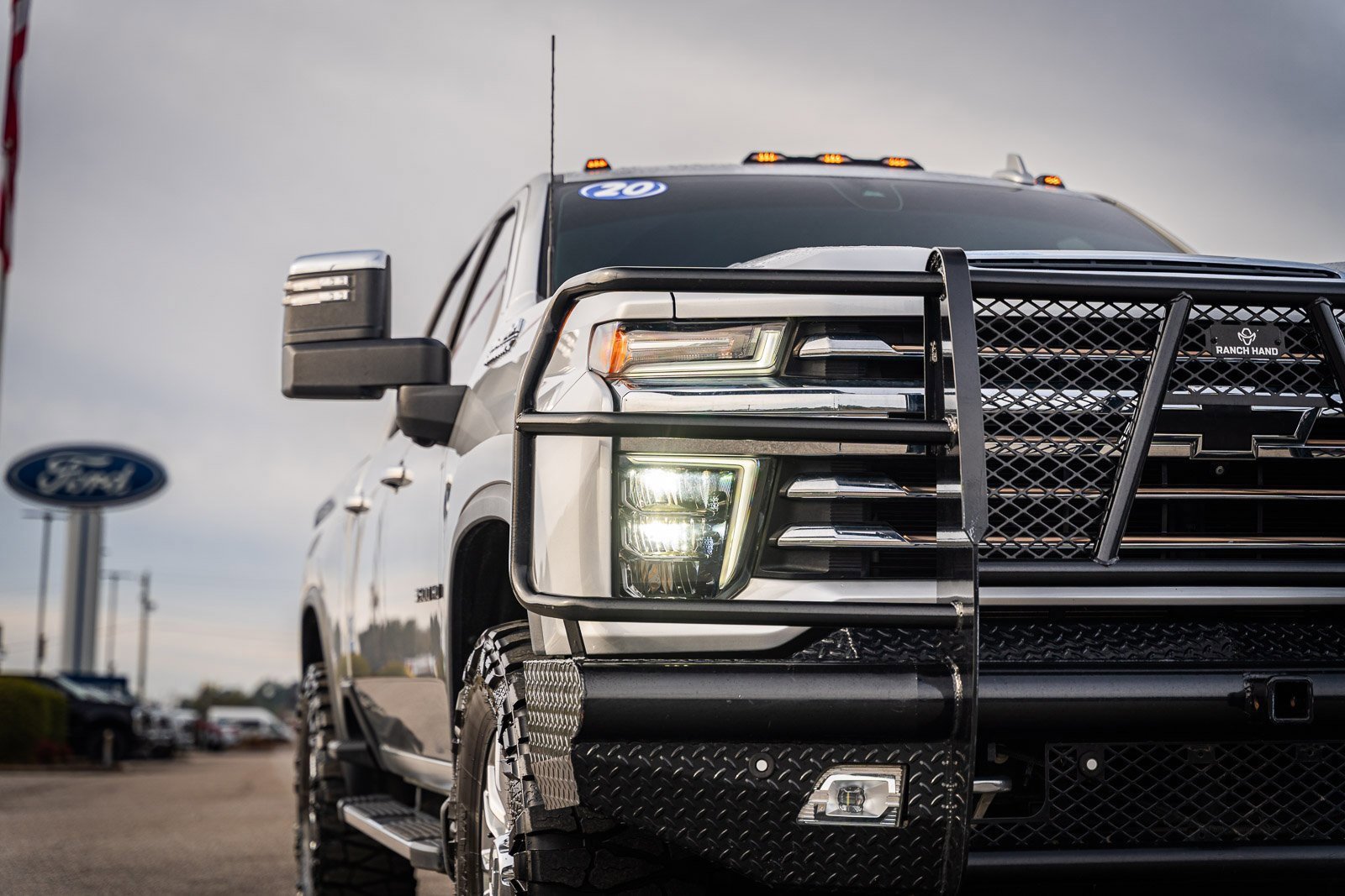 Used 2020 Chevrolet Silverado 3500 High Country w/ LPO, Dark Essentials Package image 10
