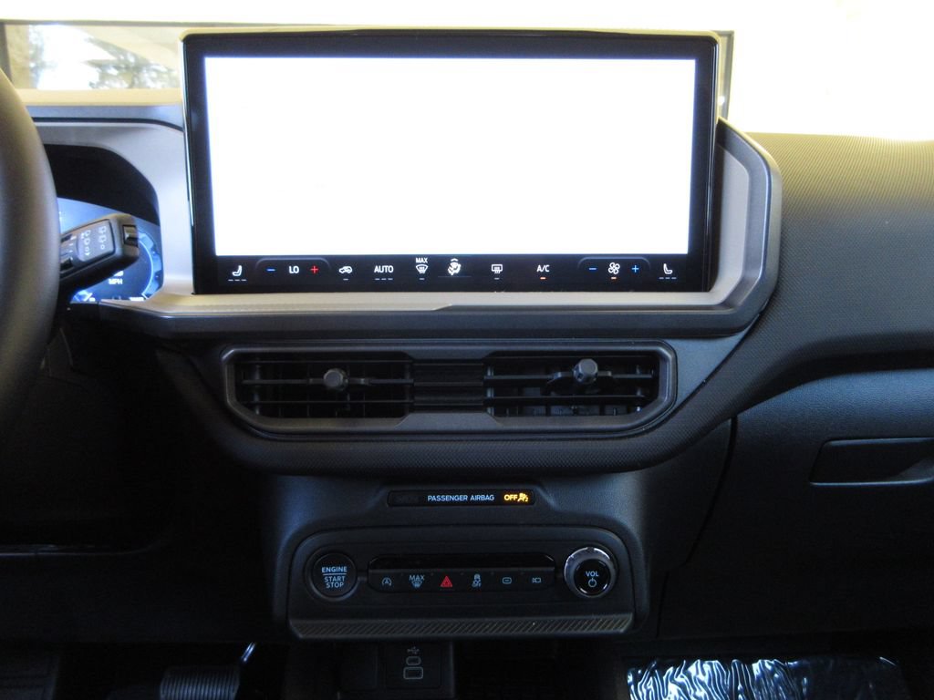 Certified 2025 Ford Bronco Sport Big Bend w/ Convenience Package AWD/4WD image 18