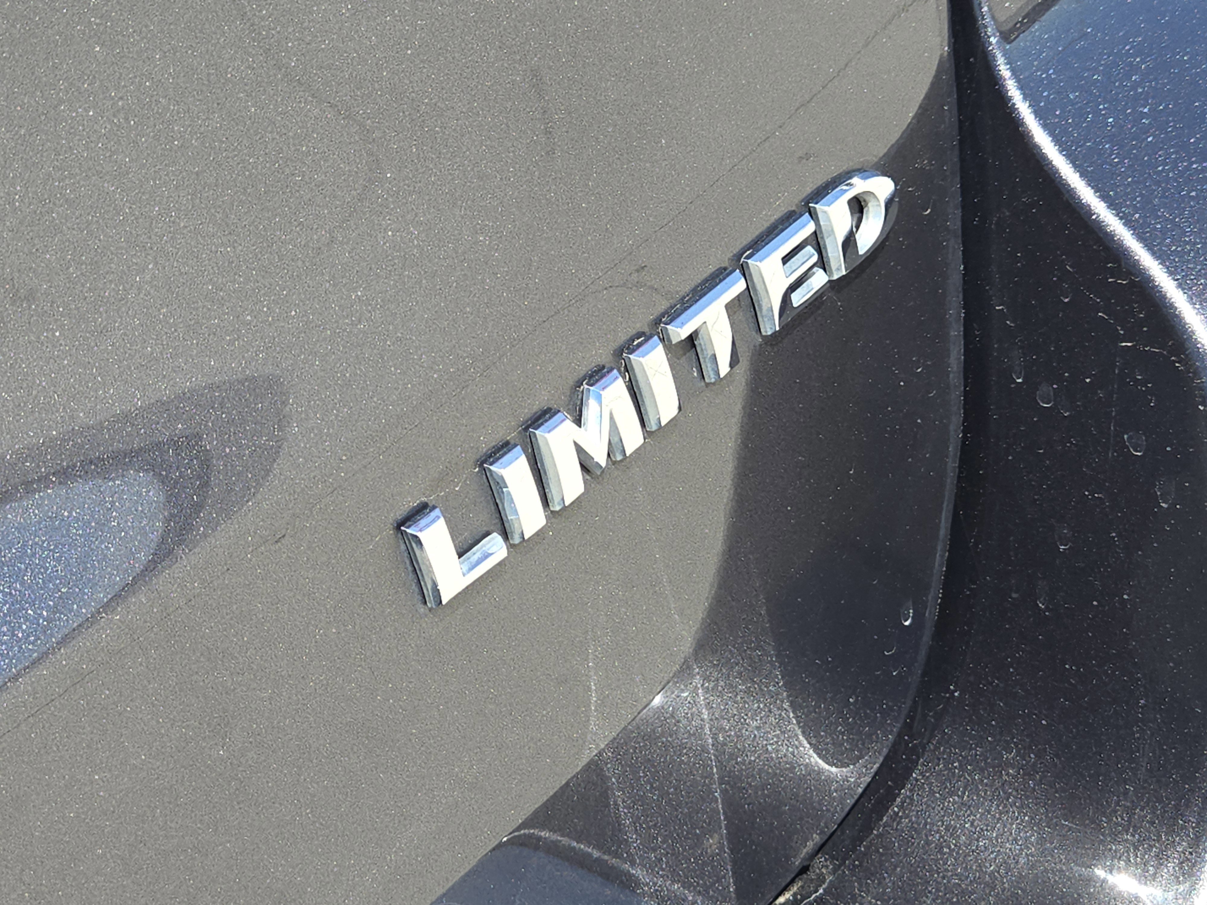 Used 2021 Jeep Grand Cherokee Limited image 11