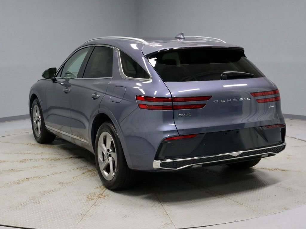 Used 2026 Genesis GV70 2.5T AWD/4WD image 9