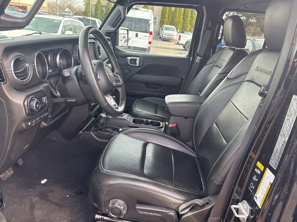 Used 2023 Jeep Wrangler Unlimited Sahara w/ Cold Weather Group image 10