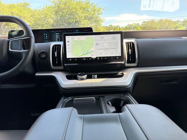 Certified 2025 Ford Expedition Active RWD image 19