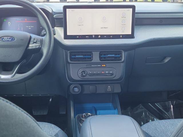 Certified 2025 Ford Maverick XLT FWD image 16