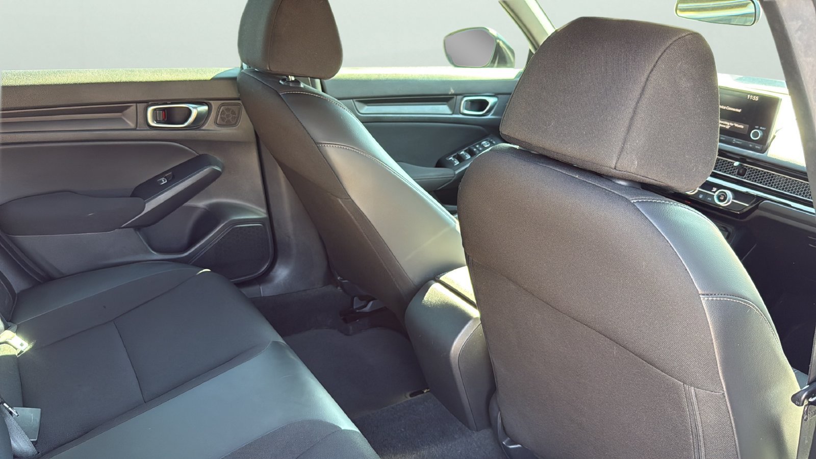 Used 2023 Honda Civic Sport image 27
