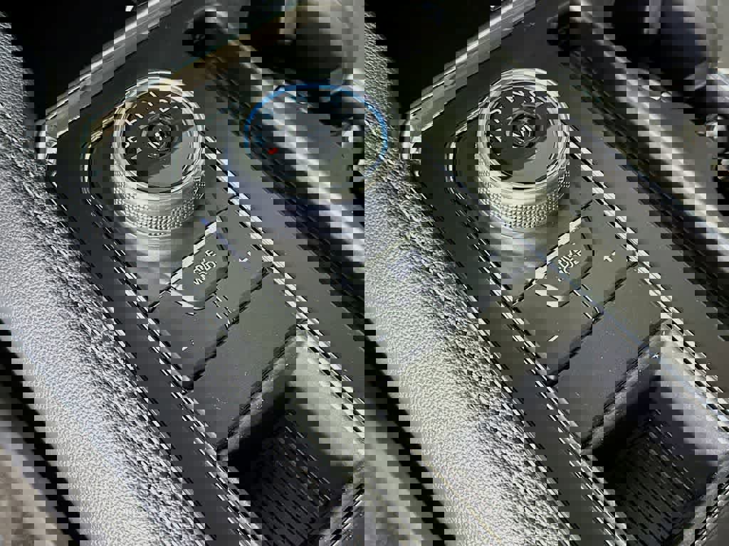 Certified 2023 Ford Expedition XLT image 21