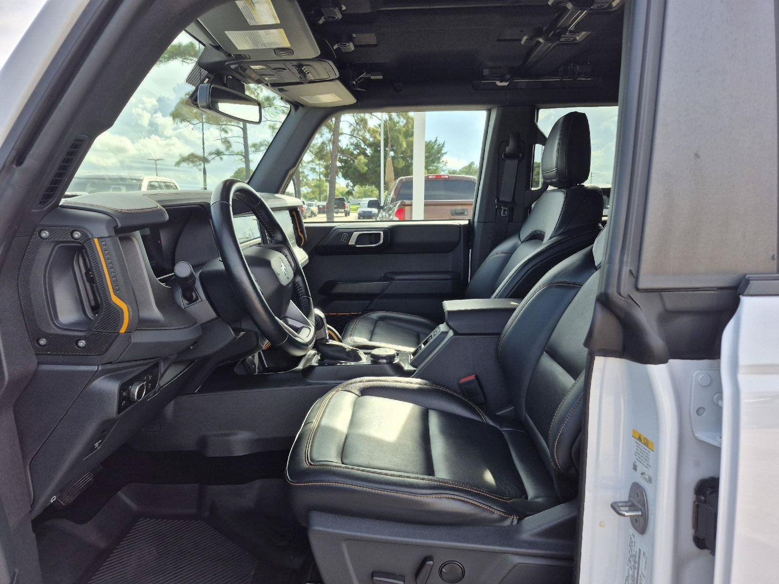Certified 2024 Ford Bronco Badlands AWD/4WD image 2