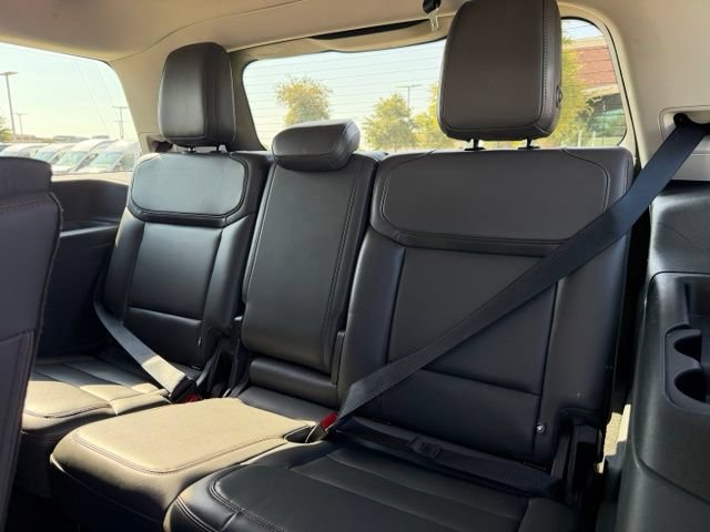 Certified 2025 Ford Expedition Active AWD/4WD image 29
