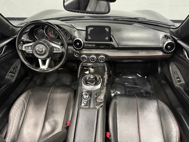 Used 2018 MAZDA MX-5 Miata Grand Touring RWD image 38